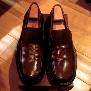 Brown Mezlan size 11.5 slip on